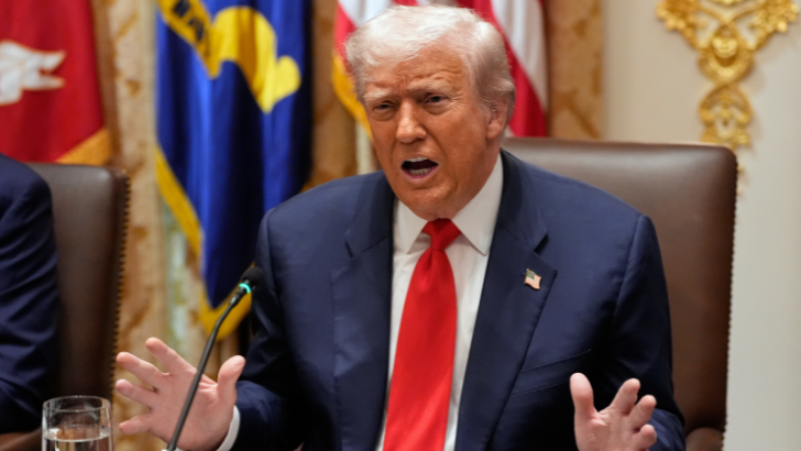 https://salarnews.in/public/uploads/images/newsimages/maannewsimage18102025_193557_Trump on afghan war.png